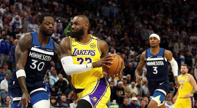 星空体育app下载-【观察】全力詹上线湖人仍落败，雷迪克G4变阵破局？