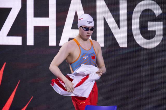 星空体育app-游泳世锦赛第7日：张雨霏50蝶争奖牌 花游集体冲金